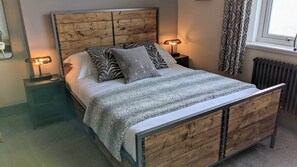 套房, 獨立浴室 (2nd Floor King) | 1 間臥室