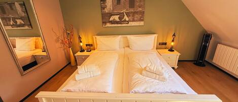 Superior Apartment, Private Bathroom (Komfort-Suite (3P))