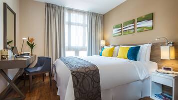 Apartment, 2 Bedrooms | In-room safe, desk, laptop workspace, iron/ironing board