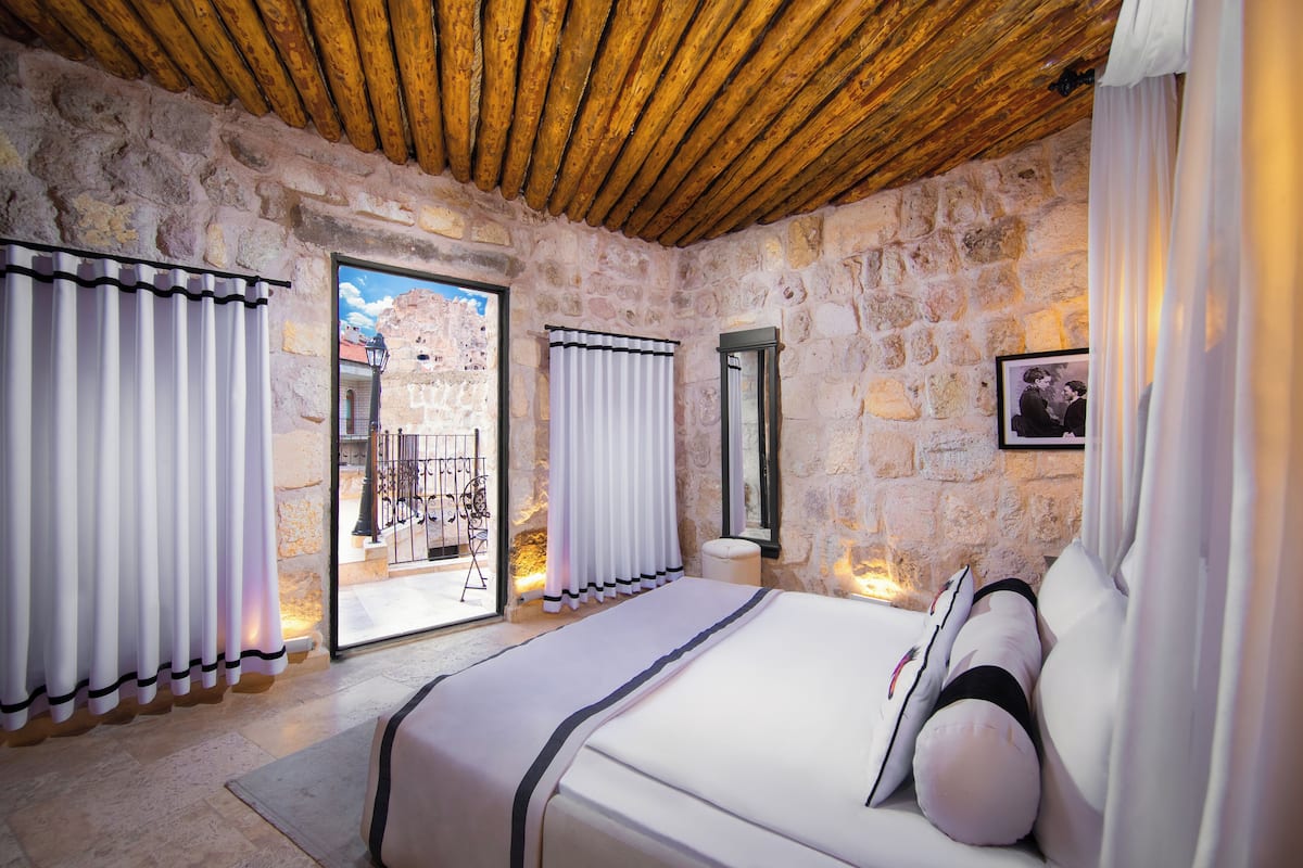 Superior Cave Room | View from room