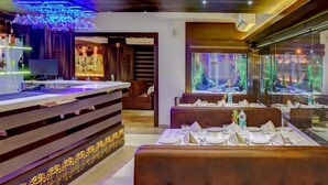 Dining - Hotel Spencer (Thane)