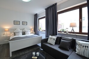 Superior Studio, 1 Queen Bed with Sofa bed (Nr. 103) | Premium bedding, in-room safe, desk, soundproofing - Munich Aparthotel (Munich)