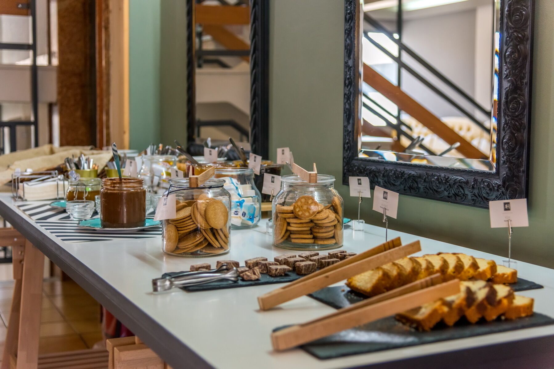 Daily buffet breakfast (EUR 6 per person)