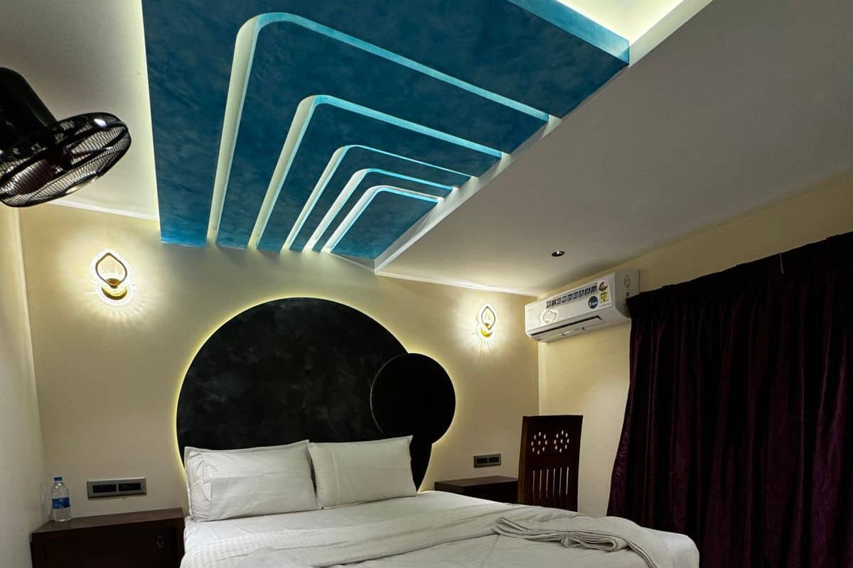1 bedroom, laptop workspace, iron/ironing board, rollaway beds