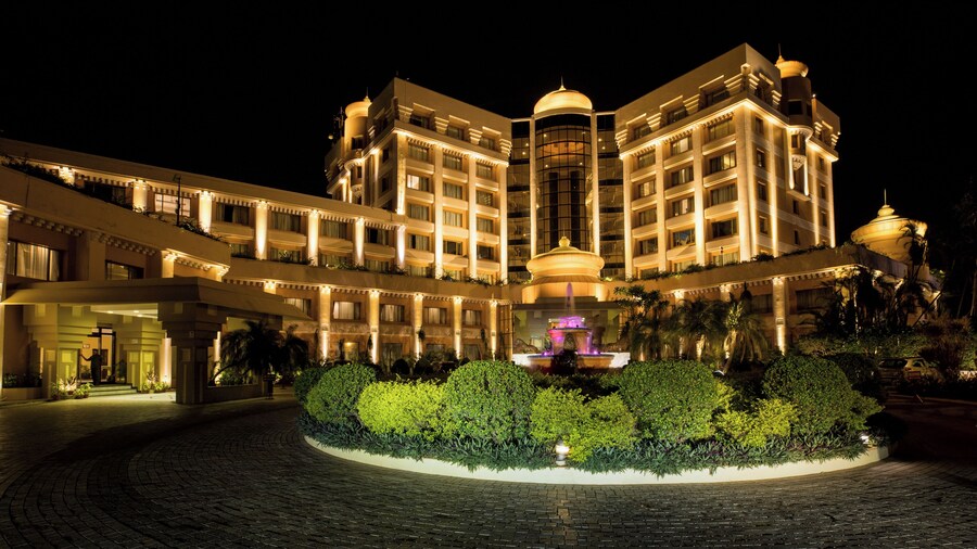 Hotel Swosti Premium