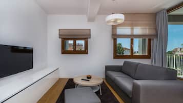 Premium-Apartment, Gartenblick | Wohnbereich