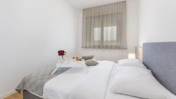 Dupleks Premium, pemandangan resor | 1 kamar tidur, brankas, tirai kedap cahaya, dan kedap suara