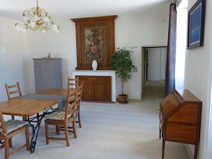 Dining - Domaine de L'estuaire (Saint-Thomas-de-Conac)