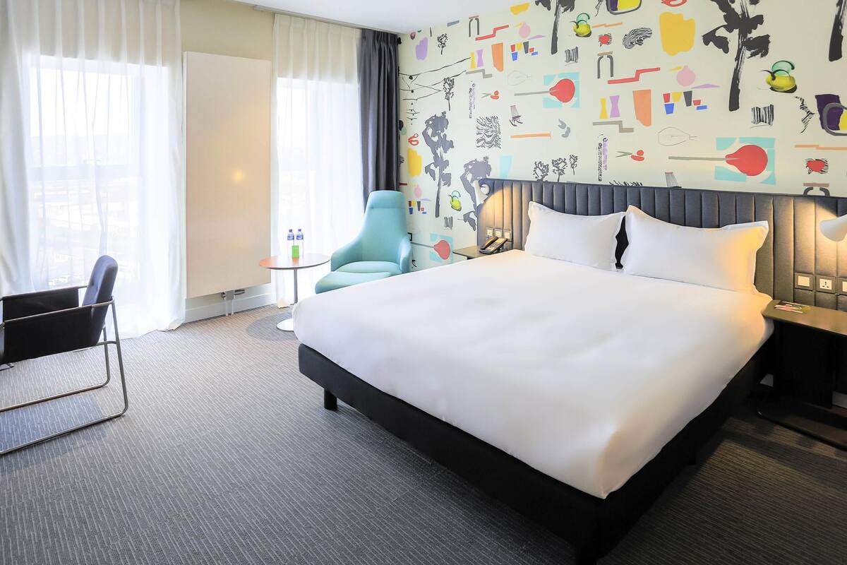standard double room, 1 double bed | 1 bedroom, premium bedding, memory-foam beds, in-room safe