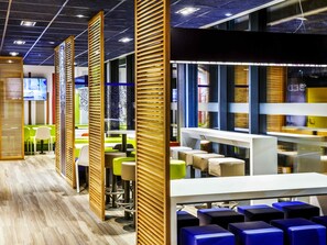 Exterior - ibis budget Luton Airport (Luton)