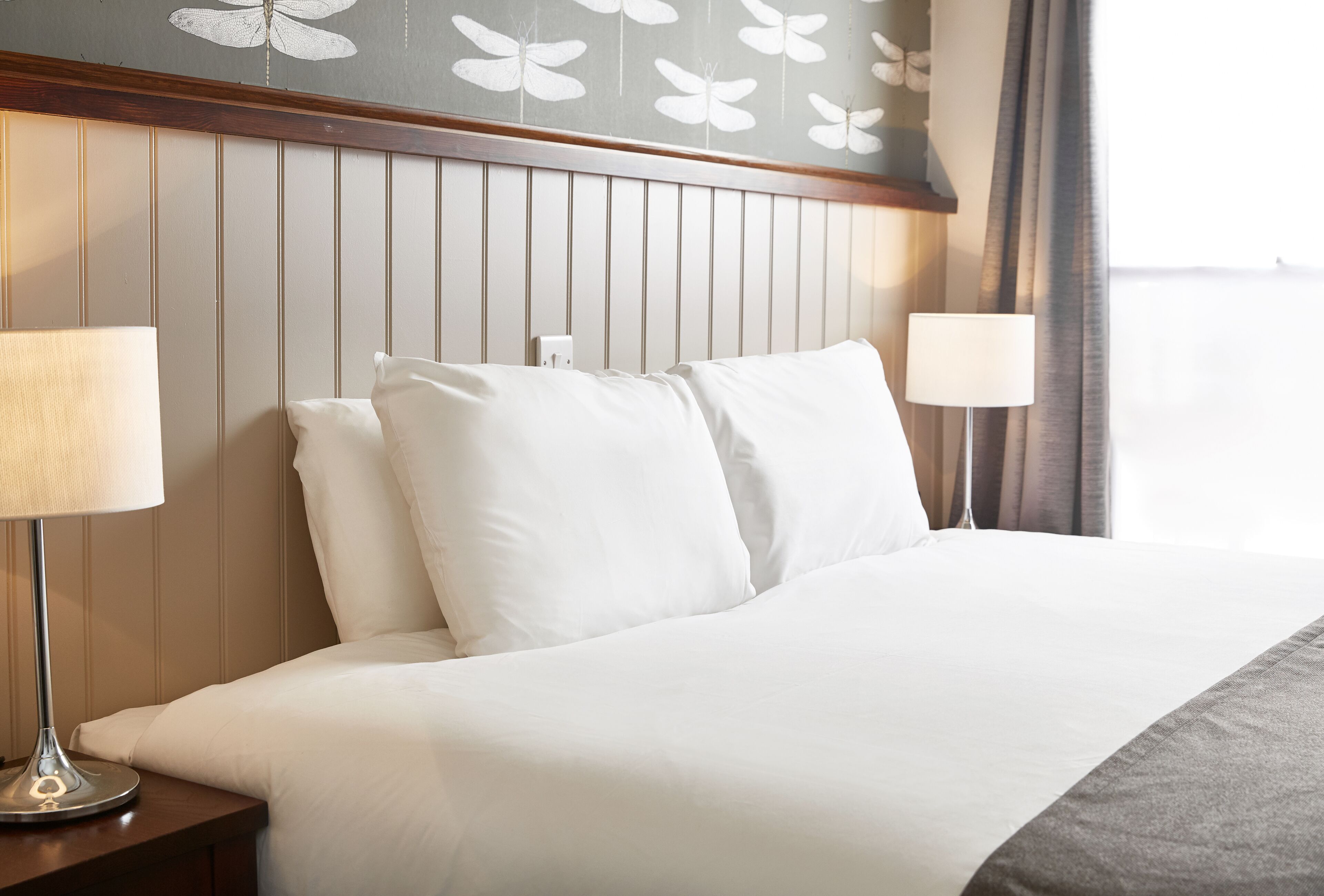 Double Room | Desk, blackout curtains, iron/ironing board, free WiFi