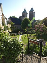 Θέα στον κήπο