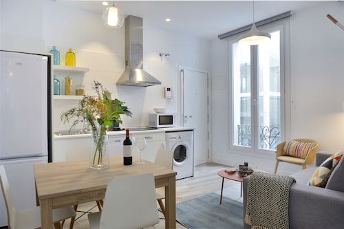 NQN Aparts & Suites Madrid