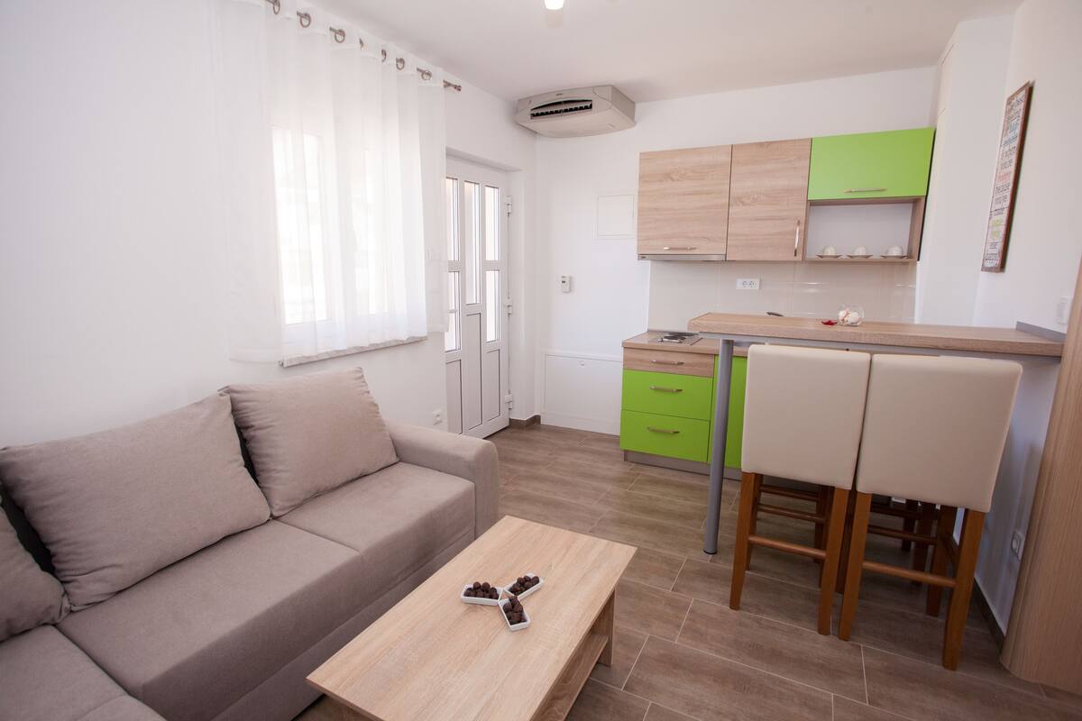 Standard Apartment, Balcony, Sea View | Living area