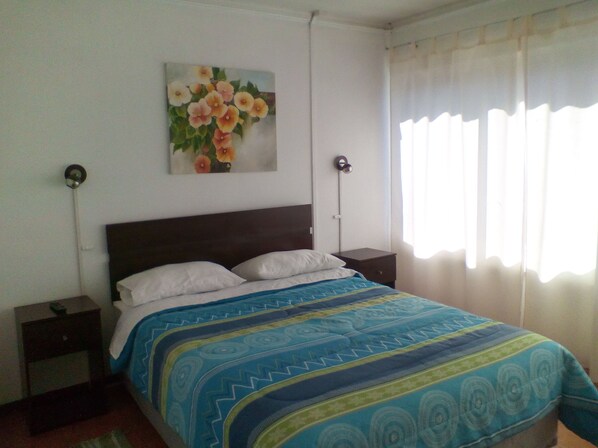 Standard Double Room, 1 Double Bed, Shared Bathroom | Soundproofing, iron/ironing board, rollaway beds, free WiFi