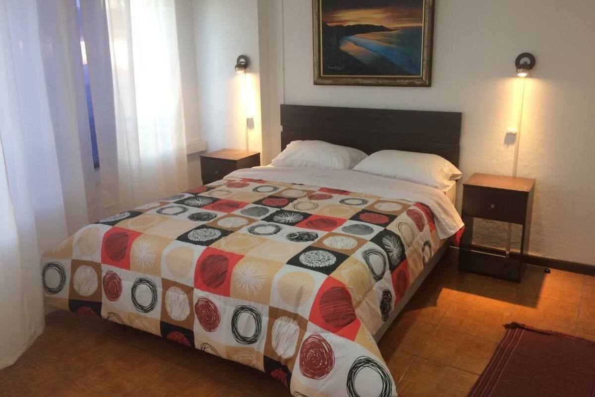 Deluxe Suite, Shared Bathroom