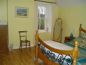 Casa de campo, baño privado, vistas al jardín | 4 dormitorios