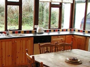 Miscellaneous - The Gardener's Cottage (Kilvarnet)