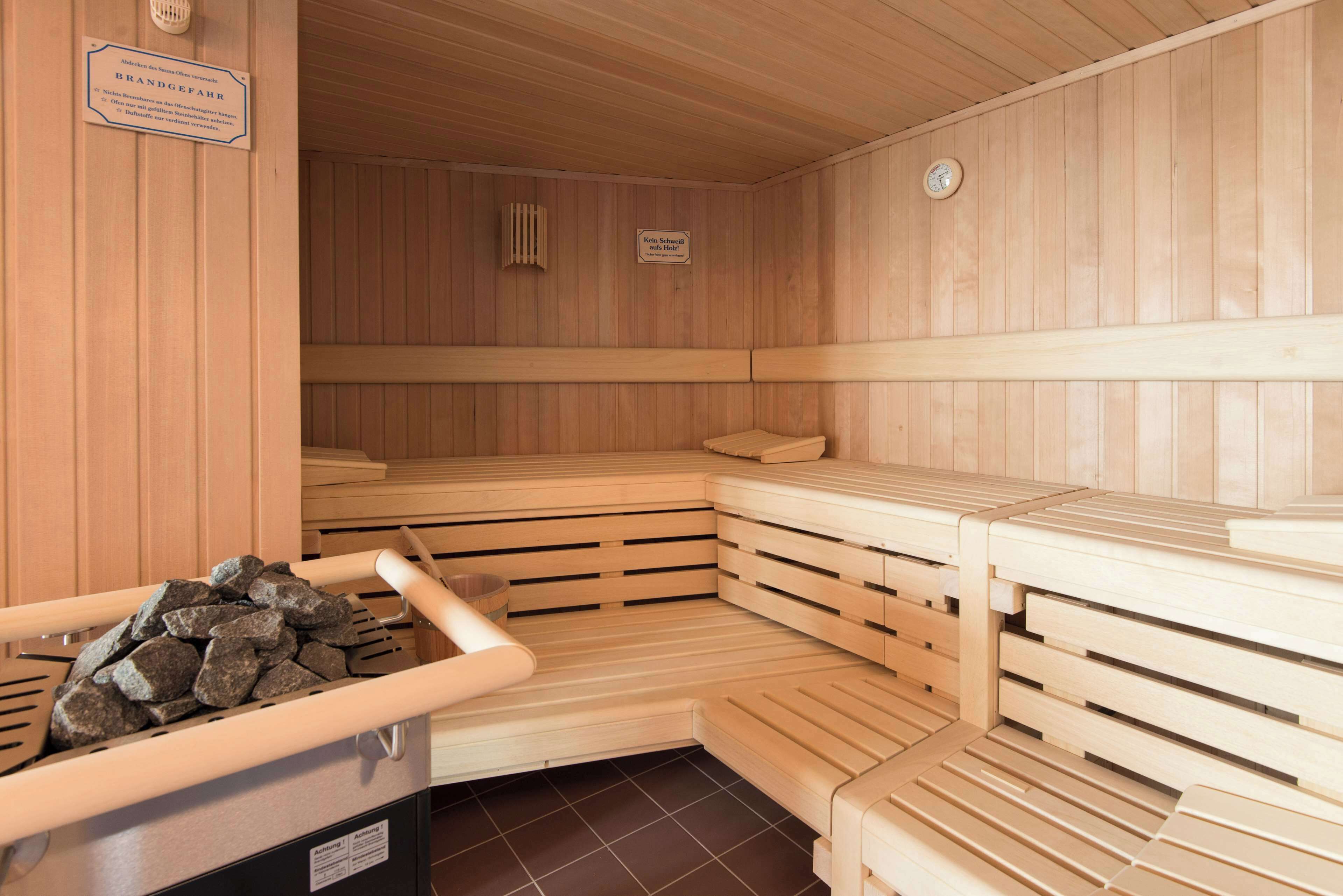 sauna, massages