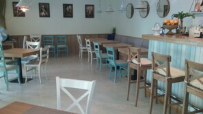 Petit déjeuner continental compris tous les jours