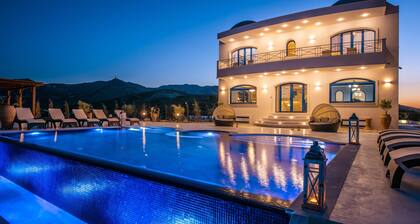 Villa Santorini, Wine Dark Sea Villas
