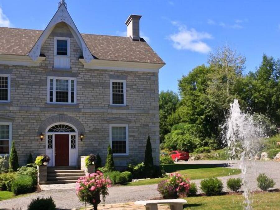 Façade de lâhĂ©bergement