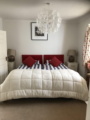 Kamar Twin, ensuite (and Bath)