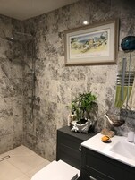 Premium Double Room (Ensuite )