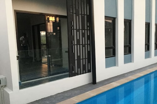 New York Condo by Renvio