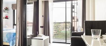 New York Condo by Renvio