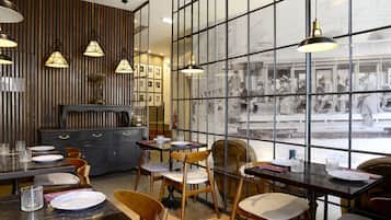Daily buffet breakfast (EUR 15 per person)