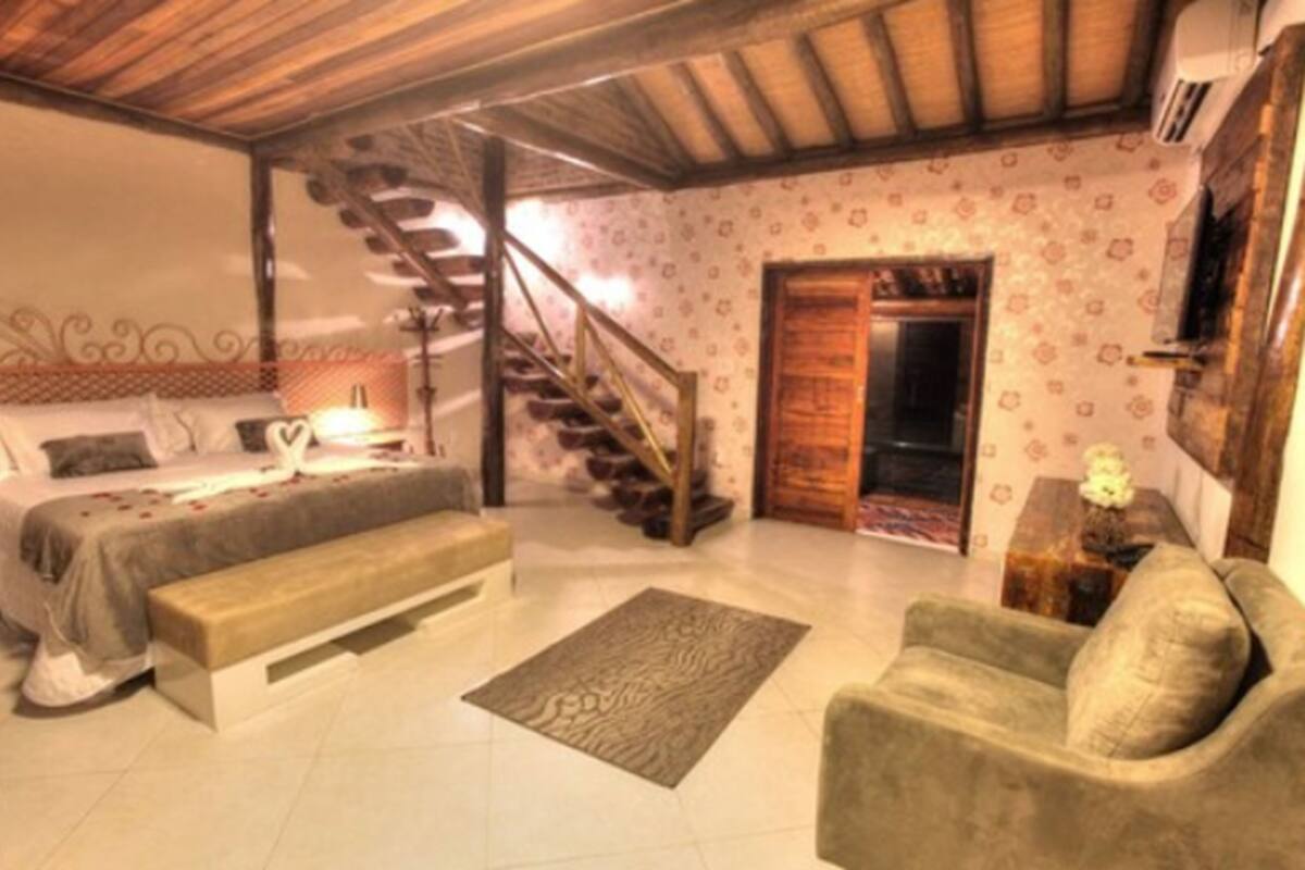 Suite Duplex Fireplace