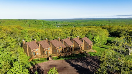 Fachada. Snowriver Mountain Resort