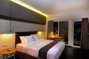 Room - Hotel Candiview Semarang (Semarang)