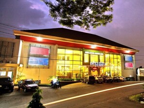 Exterior - Hotel Candiview Semarang (Semarang)