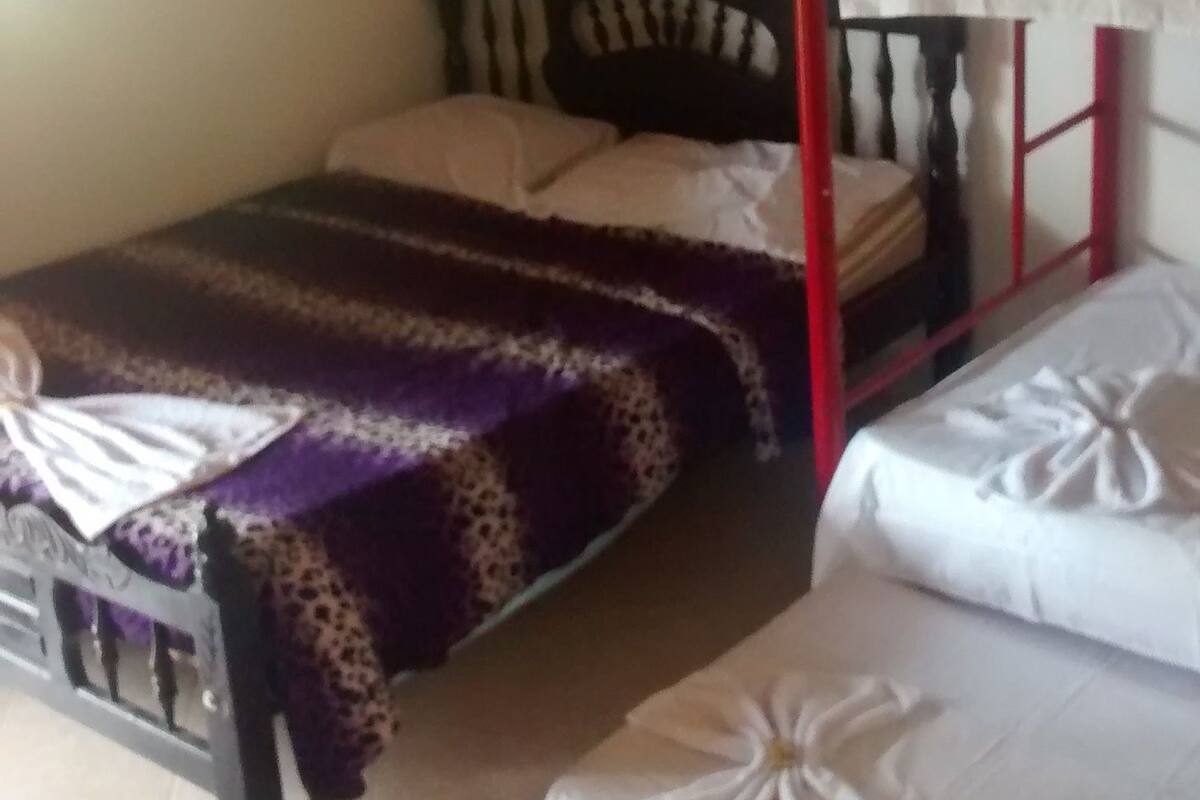 Rollaway beds, free WiFi