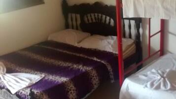 Rollaway beds, free WiFi