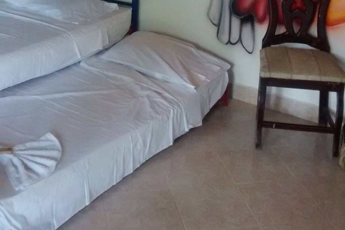 Rollaway beds, free WiFi