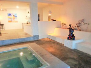 Indoor spa tub - Oceanfront Villa Zanzibar (Bwejuu)