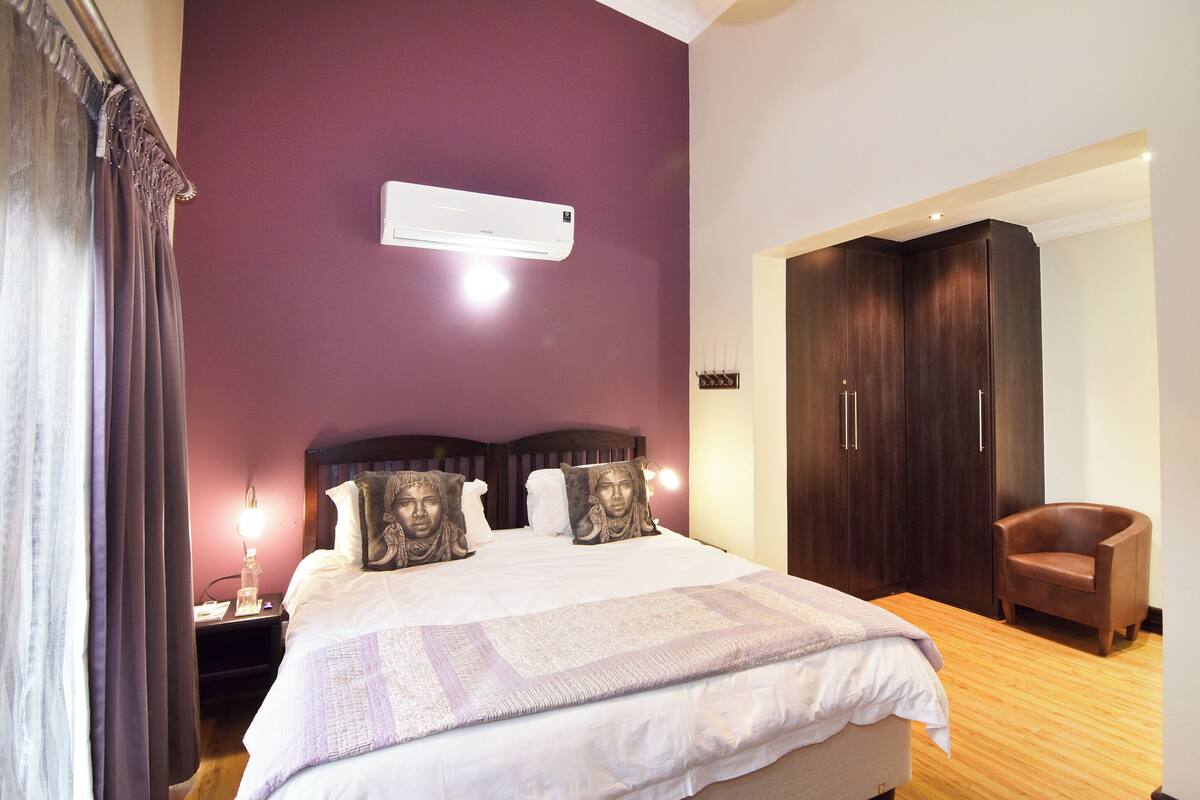 Habitación doble superior, 1 habitación | Caja fuerte, escritorio, espacio para trabajar con un portátil