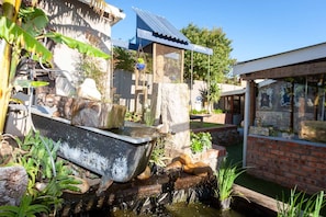 Exterior - Strand Guesthouse - Hostel (Cape Town)