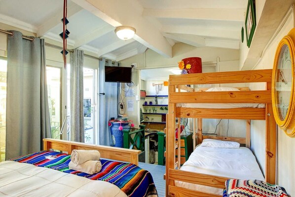 Room - Strand Guesthouse - Hostel (Cape Town)