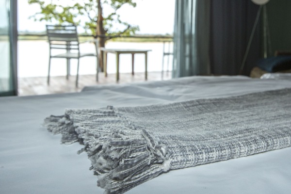 Ropa de cama de alta calidad y minibar