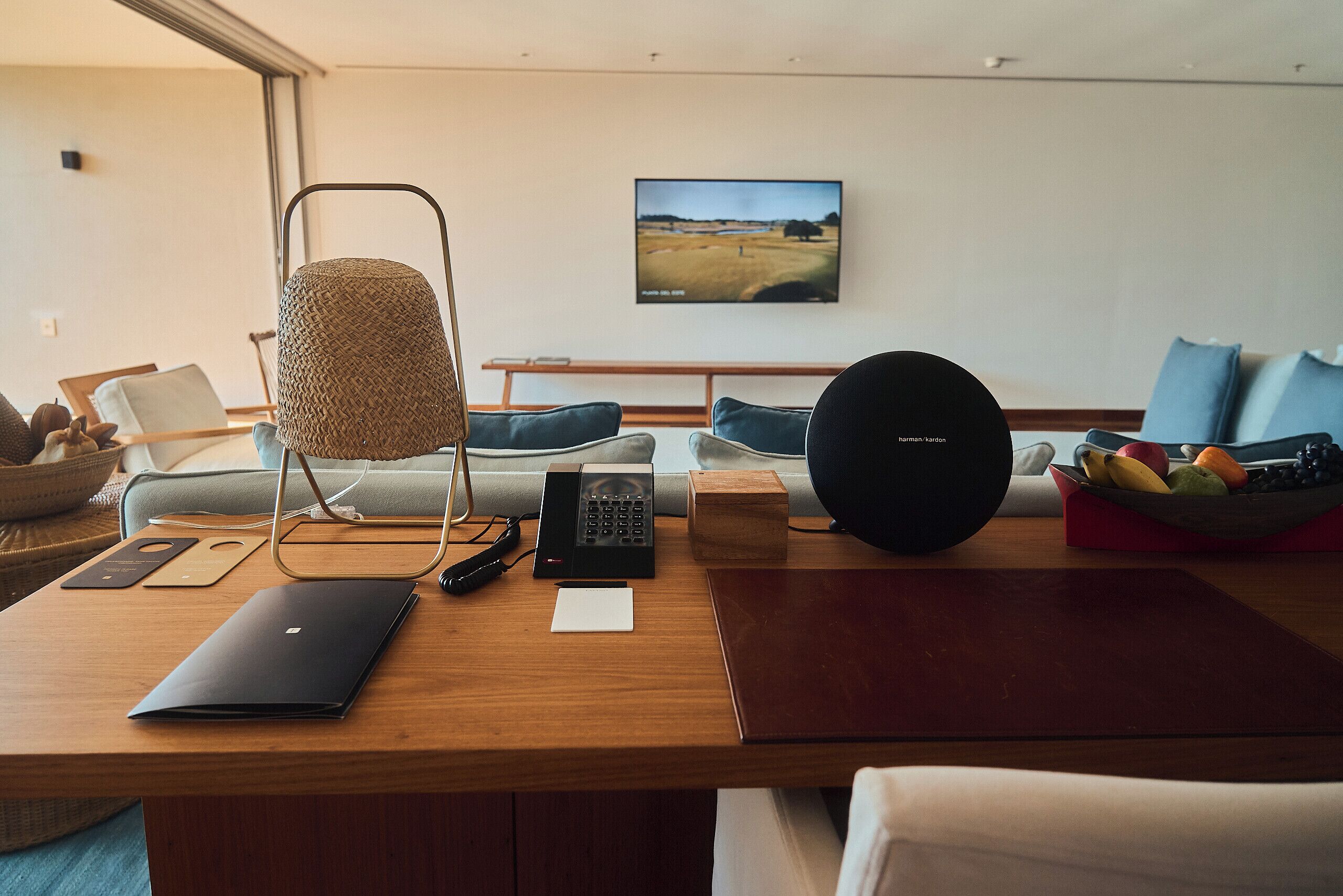 suíte luxo, vista parcial para o oceano | in-room safe, free wifi, bed sheets