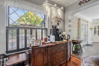 Oak Hill Bed & Breakfast