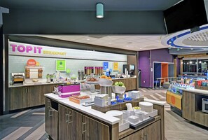 Restaurant - Tru by Hilton Portland Airport Area (South Portland)