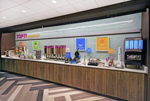 Déjeuner à emporter gratuit tous les jours