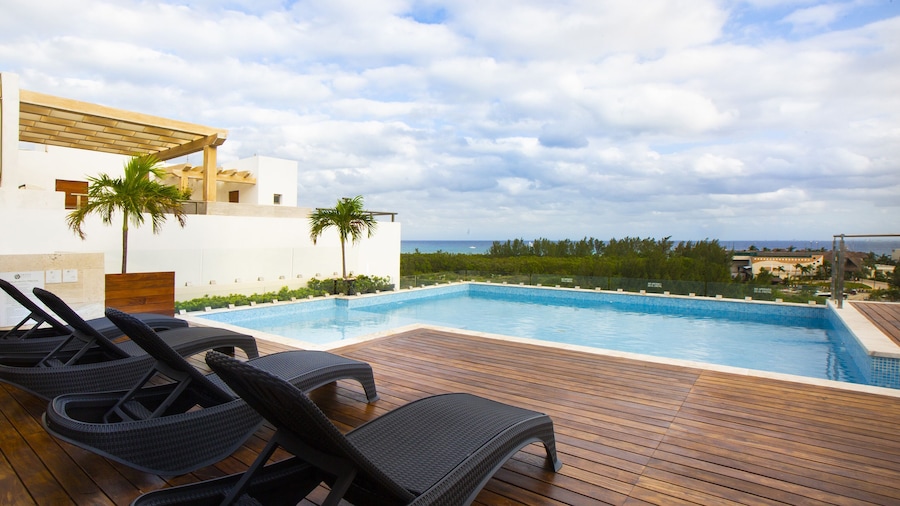 Hotel Grand Fifty Suites