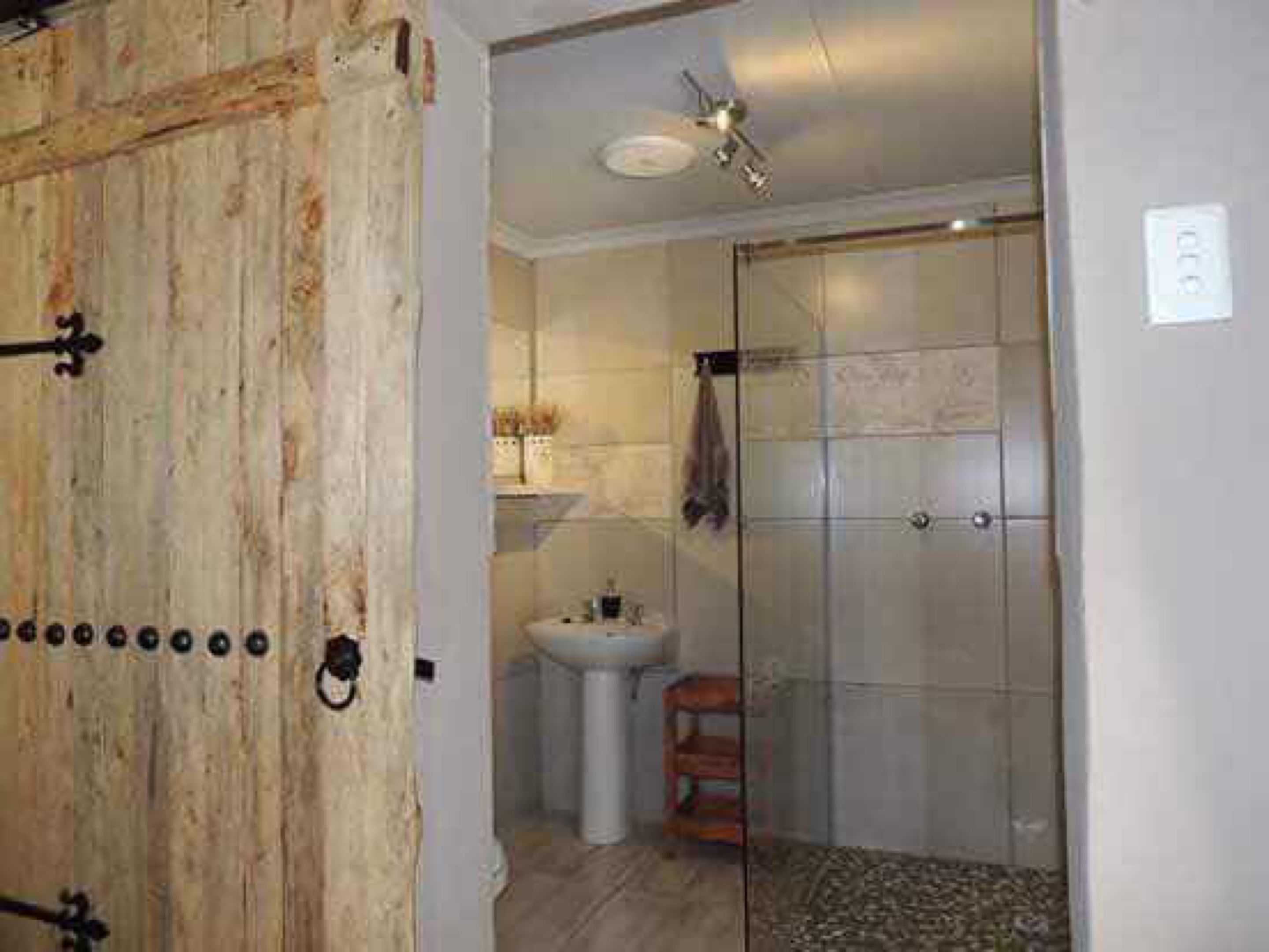 Cabin 1 (Lover's nest) | Dusche im Bad