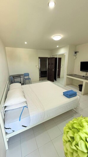 Standard Room | Individually decorated, blackout curtains, free WiFi